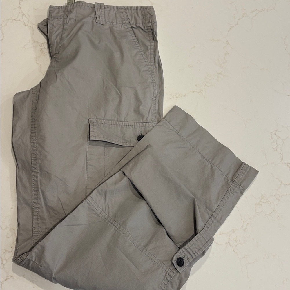 Banana Republic Cargo Pants in - Picture 8 of 9